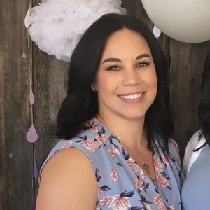 Meet your Posher, Whitney